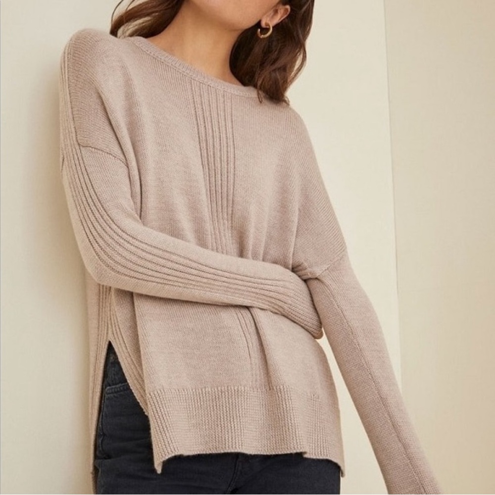 Amour Vert V-Neck Sweater